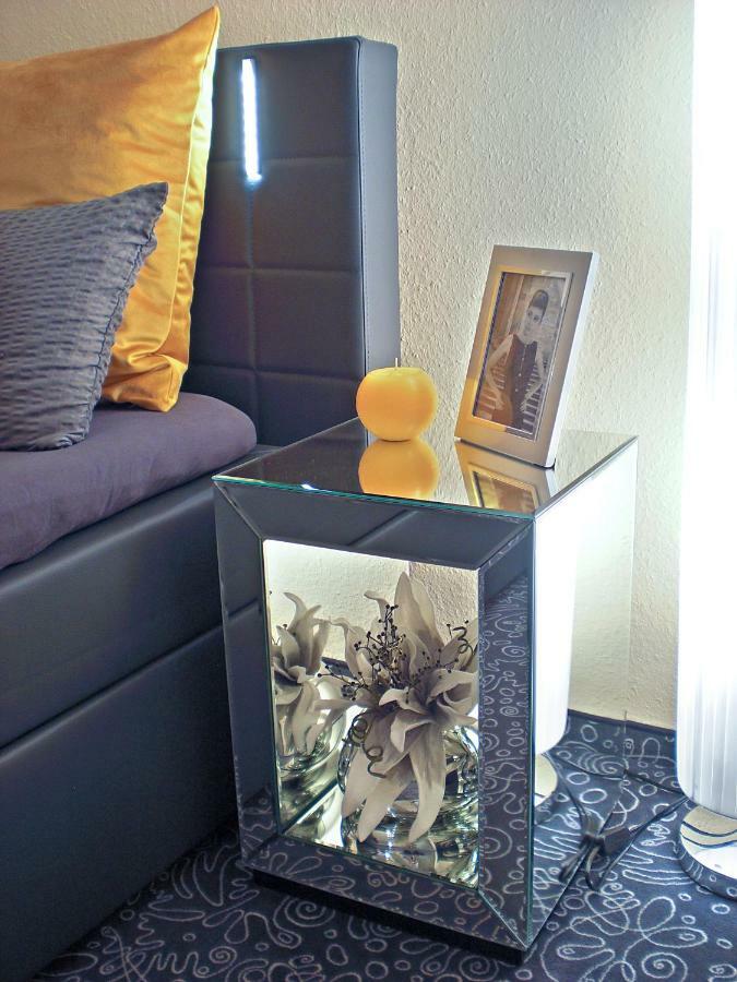 Lion Homestay Мюнхен Экстерьер фото